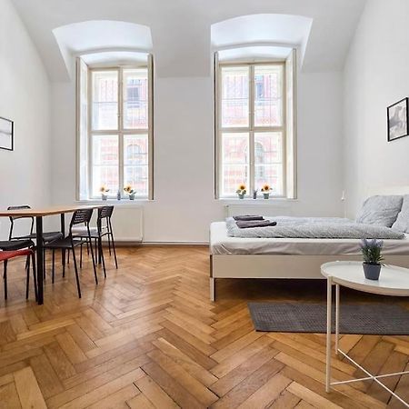 Seventh Sense Apartment بودابست المظهر الخارجي الصورة