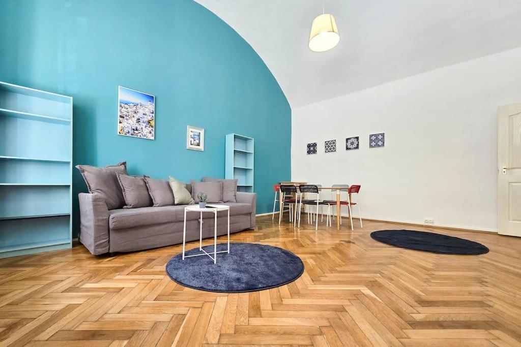 Seventh Sense Apartment بودابست المظهر الخارجي الصورة